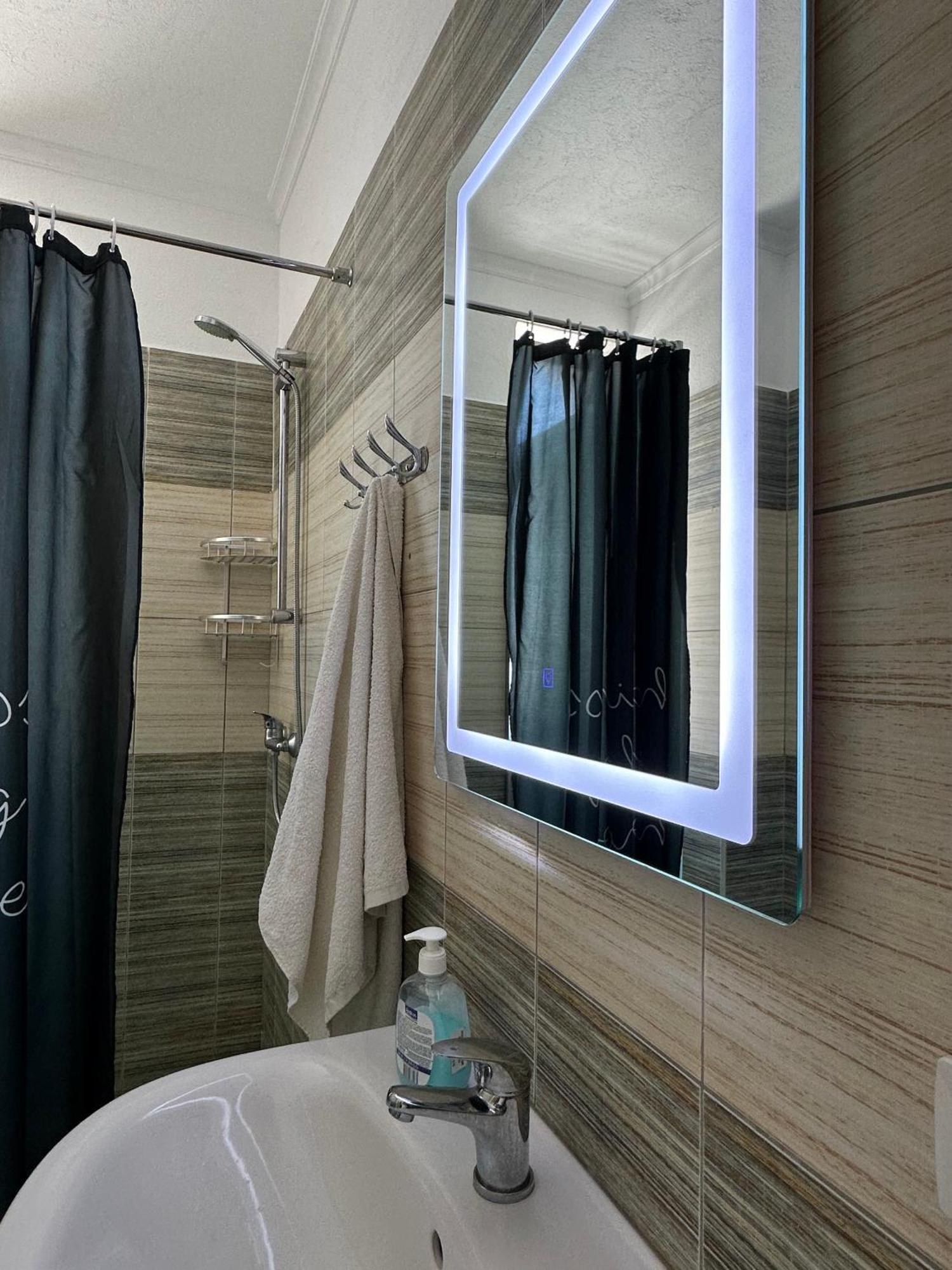 Eri 2 Apartment Shengjin